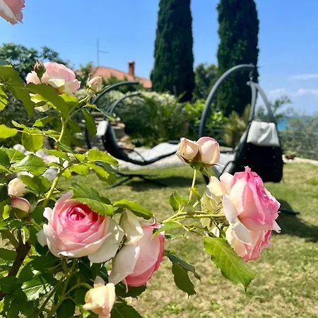 Garden View Studio Apartamento Koper