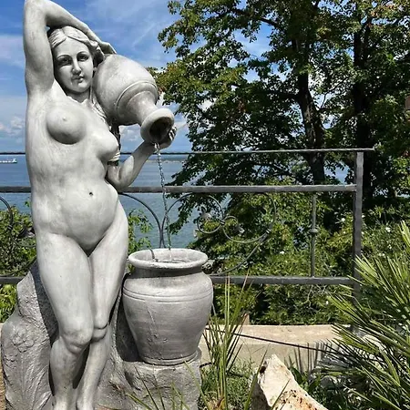 Daire Garden View Studio *